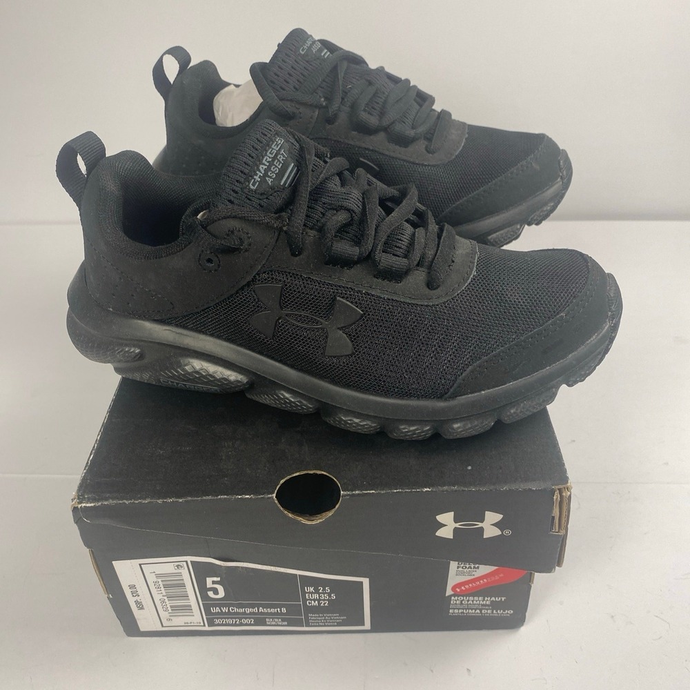 Under Armour UA WCharged Assert 8 Boys 5Y, Black
